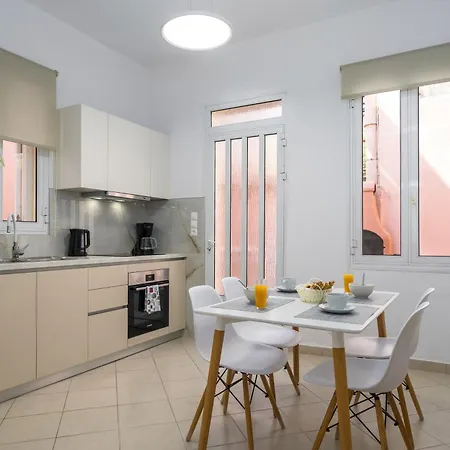 Casa Ad Argostoli! بيت للعطل